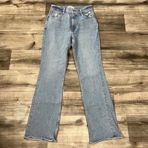 Abercrombie and Fitch The ‘70s Vintage Flare Ultra High Rise Jeans Blue NWT Sz 6
